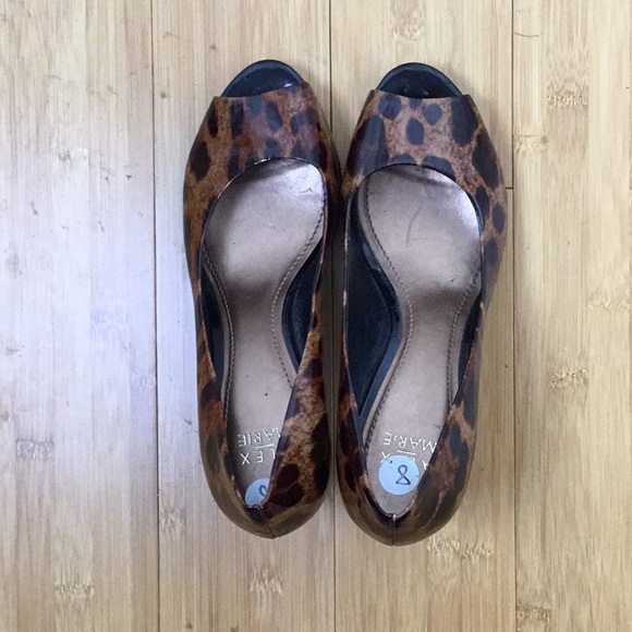 Alex Marie Heels Leopard 8M - Picture 2 of 8